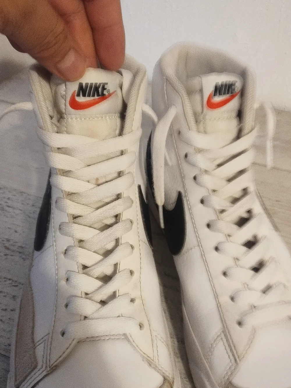 Nike Blazer Mid 77 Boys Size 7Y White Black Casual Leather Shoes Sneakers